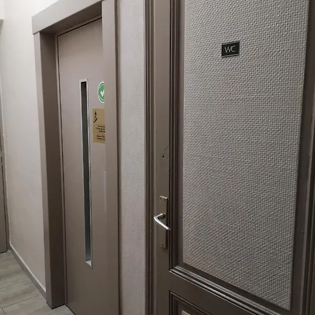 Les Acteurs Hotel Lutych