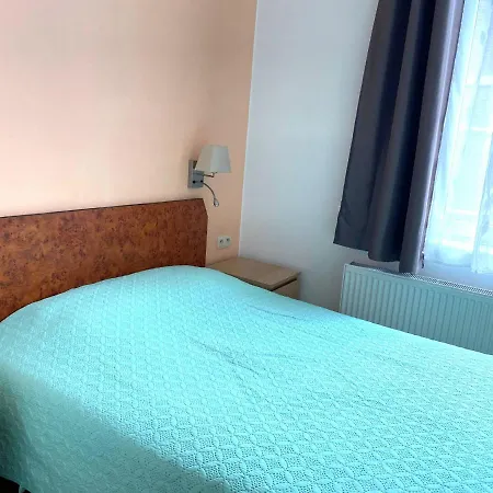 Les Acteurs Hotel 2*