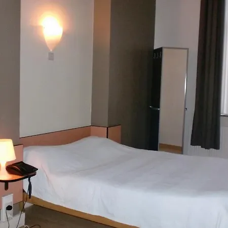 Les Acteurs Hotel