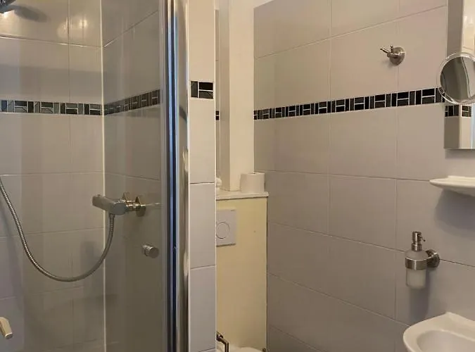 Szálloda Les Acteurs 2*