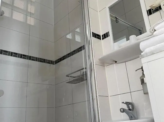 Szálloda Les Acteurs 2*